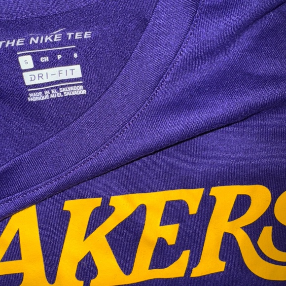 LA Lakers T-shirt Children’s size SM - Picture 2 of 2